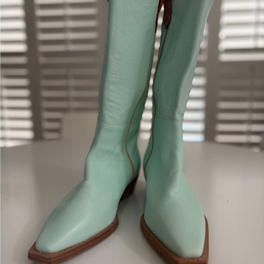 Cactus Milk Free People Leather Women's Boots size 7.5